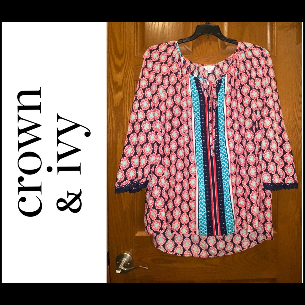 NWT Crown and Ivy Curvy Essentials 2X Boho Top